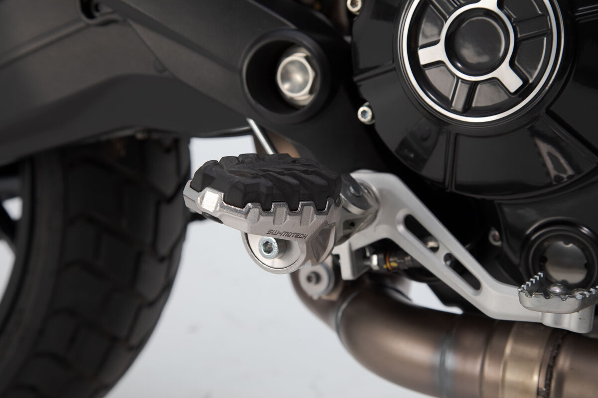 SW-Motech EVO Fußrasten-Kit Ducati Modelle / Benelli TRK 502 X (18-)
