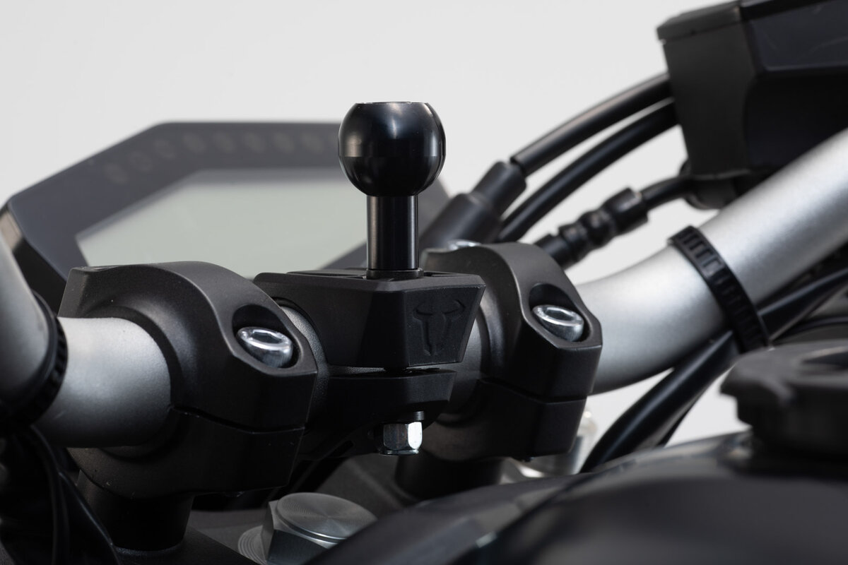 SW-Motech Navi-Halterung Kit X-Grip für große Smartphones für Ducati Multistrada 1200 /S /Enduro