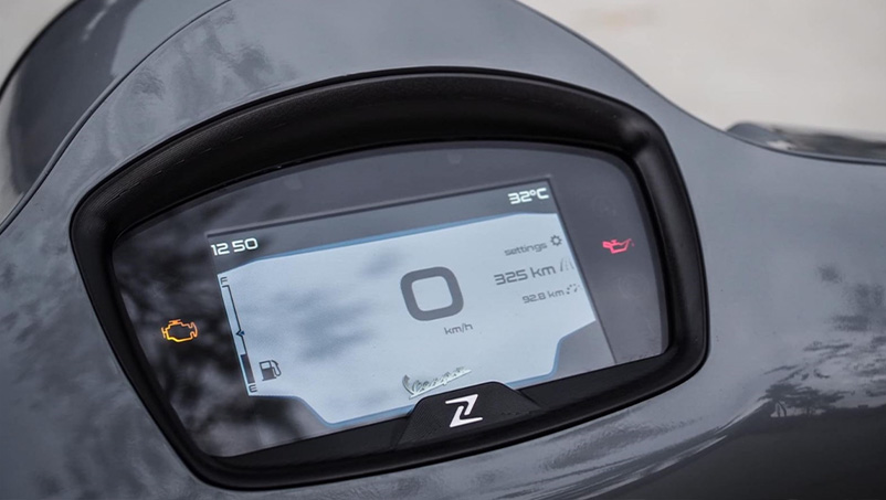 Zierring Tachometer für Vespa GTS Supertech HPE 125/​300 ('19-)