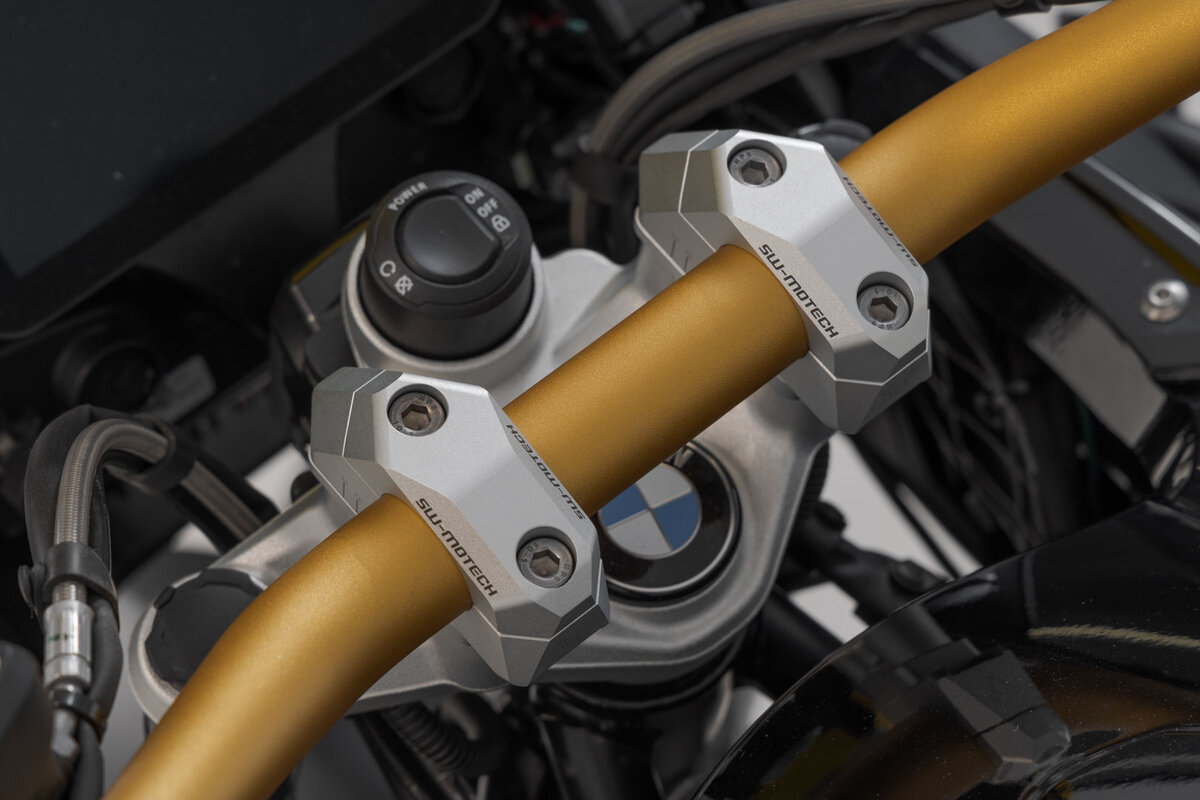 SW-Motech Lenkerverlegung variabel, silber für Ø 32 mm Lenker, H=30 mm für BMW R 1200 GS LC