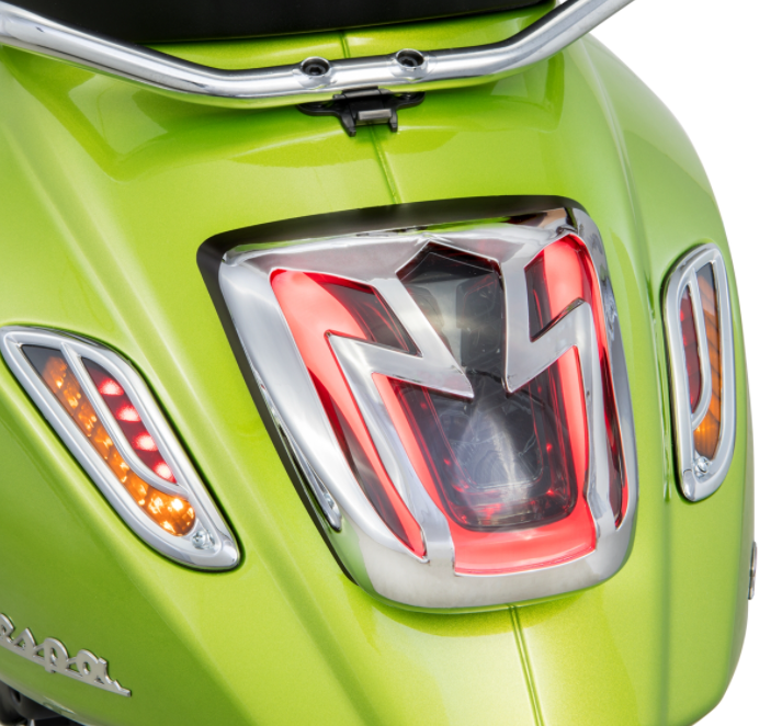 Rücklichtgitter für Vespa Primavera/​Sprint 50-150ccm 2T/​4T AC, chrom