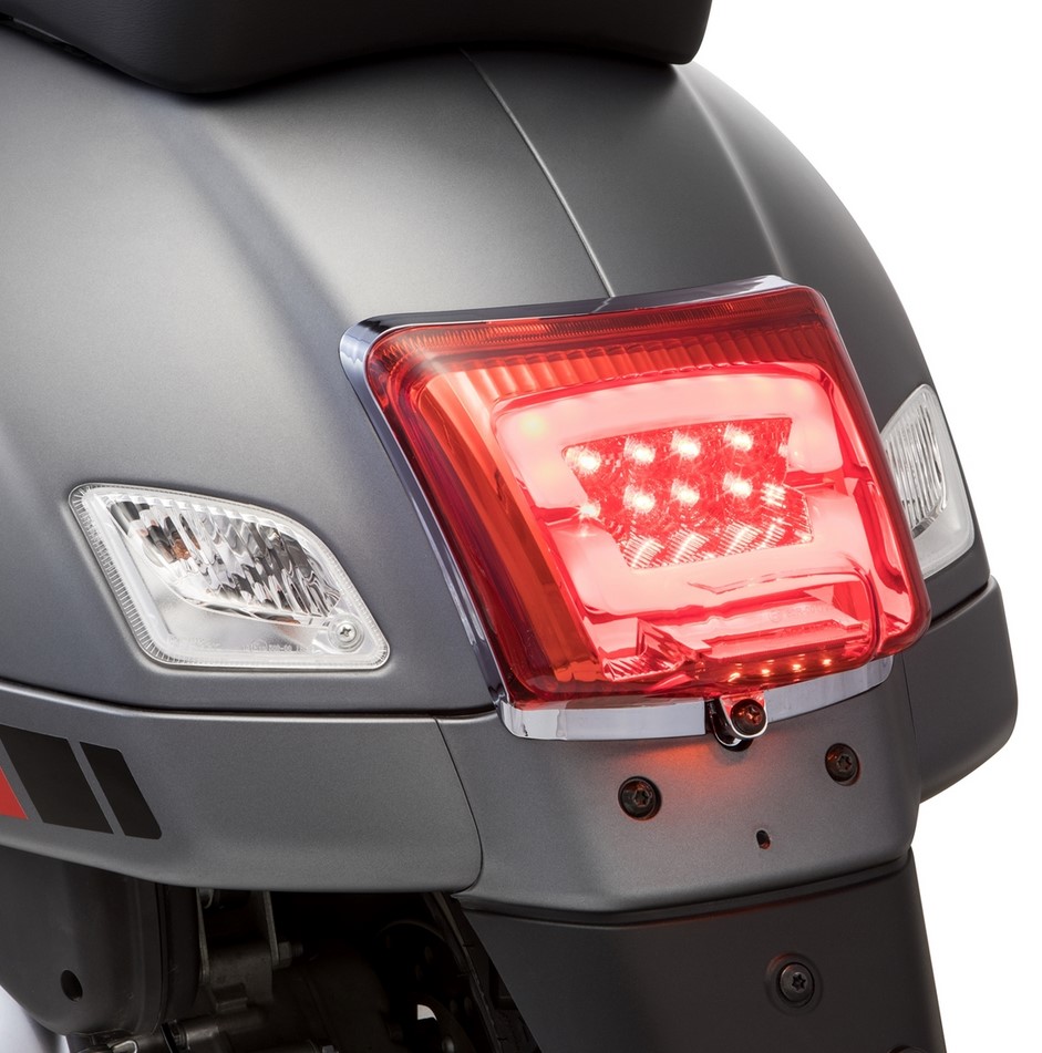 Rücklicht LED für Vespa GTS/​GTS Super/​GTV/​GT 60 125-300ccm (-'13), rot