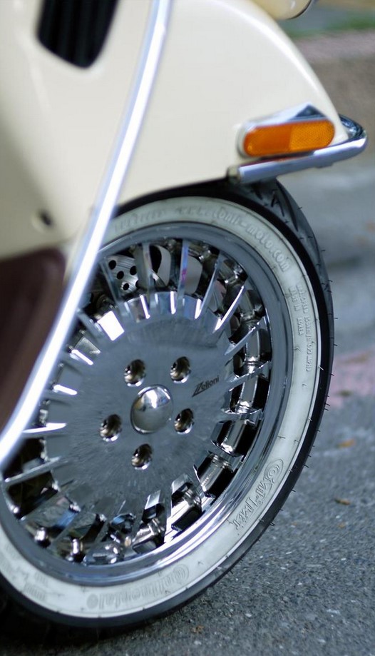 Felge vorne/hinten für Vespa GTS/​GTS Super/​GTV/​GT 60/​GT/​GT L/​946 125-300ccm, silber