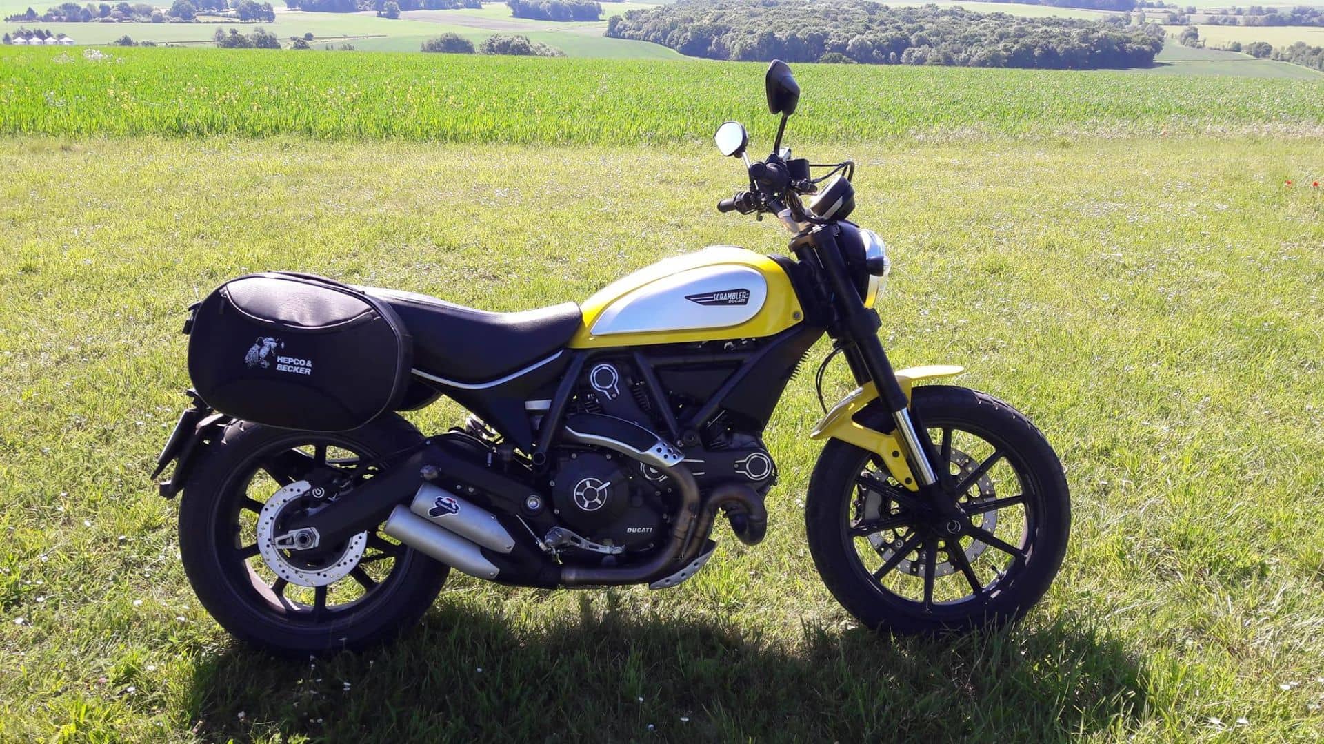 C-Bow Seitenträger schwarz für Ducati Scrambler 400 Sixty2 (16-20) Hepco & Becker