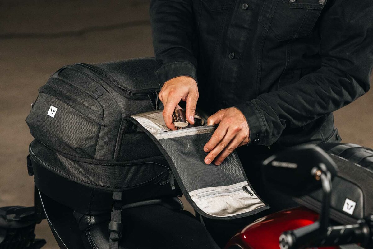 SW-Motech Legend Gear Hecktasche LR4, schwarz