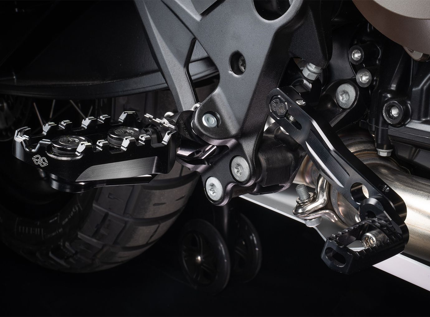 Gilles TECH-X Enduro Fußrasten mit ABE für Honda CRF 1100 L Africa Twin, XL 750 Transalp