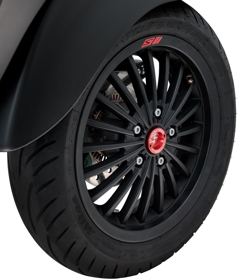 Staubschutzkappe 12" Felge vorne für Vespa GTS/​GTS Super/​GTV/​GT 125-300ccm, rot