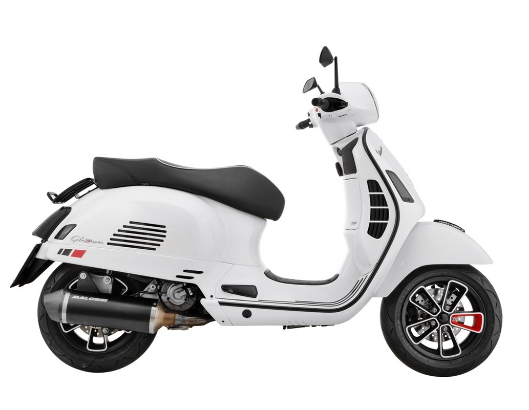 Rahmen Rücklicht für Vespa GTS/​GTS Super HPE 125/​300 ('19-22), schwarz matt