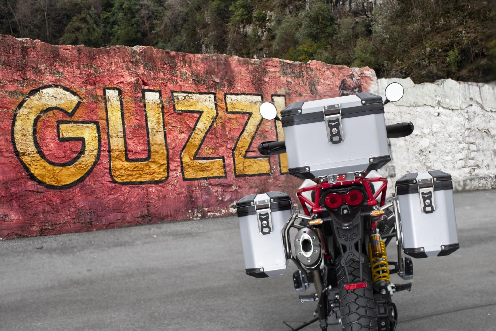 Original Aluminium Topcase Moto Guzzi V85 TT