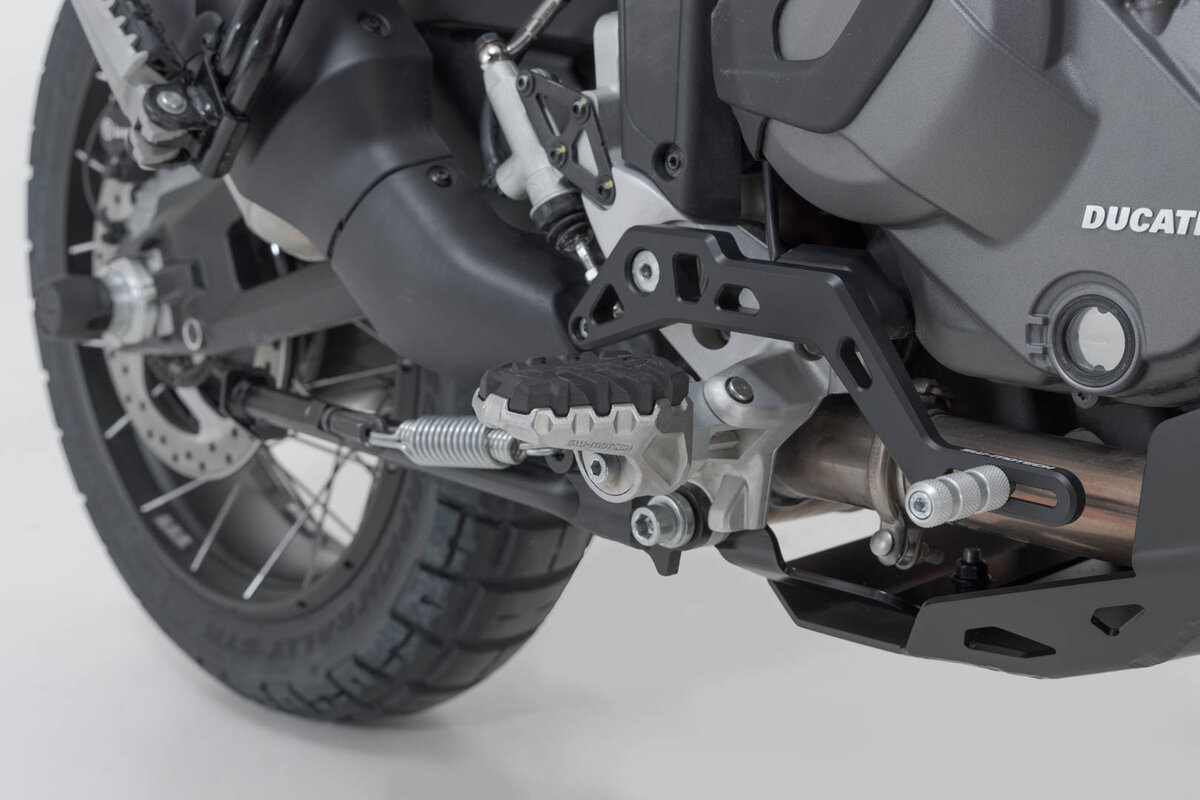 SW-Motech Verstellbare Fußrasten EVO, Edelstahl, für Ducati DesertX