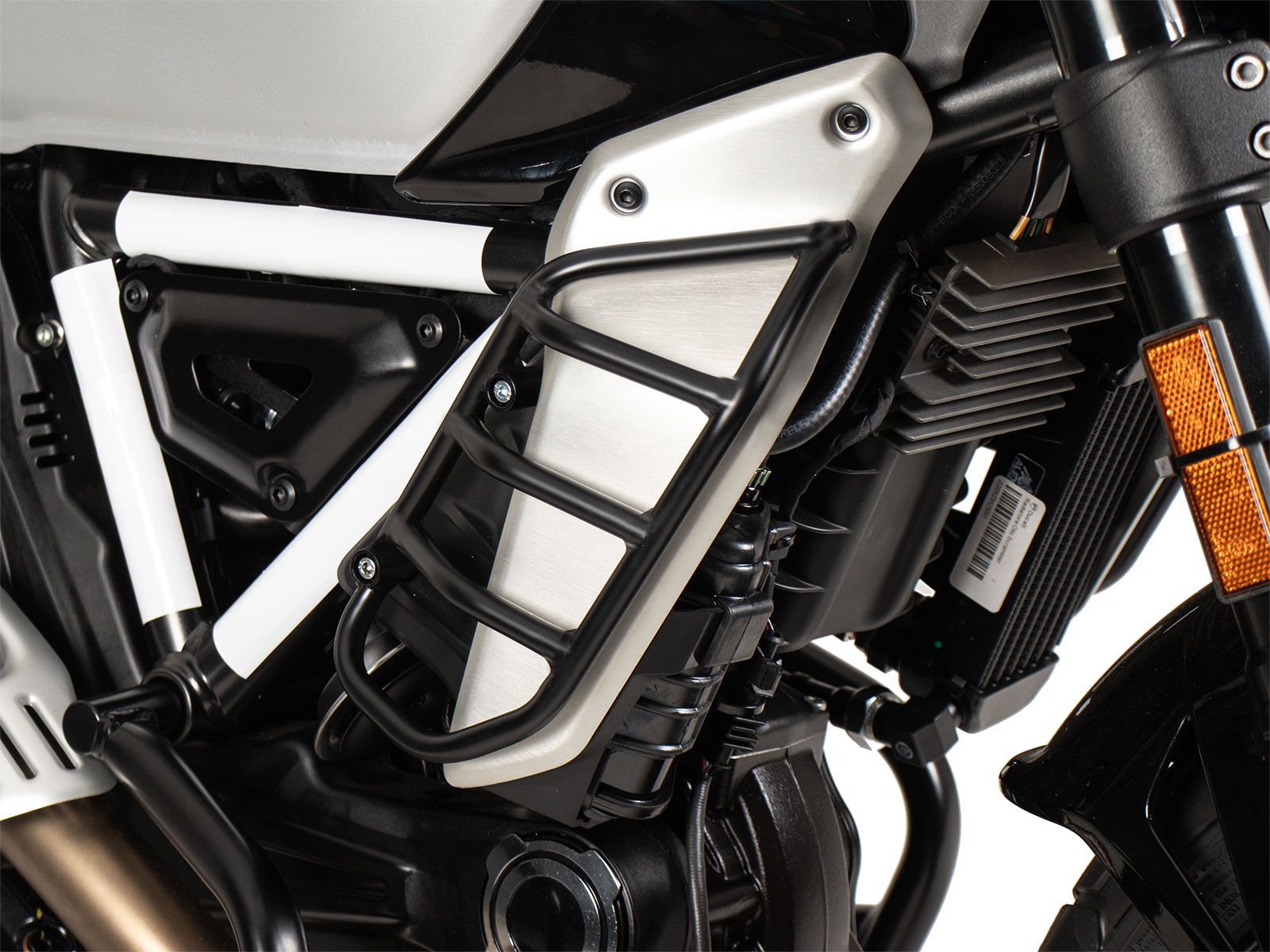 Kühlerschutz schwarz für Ducati Scrambler 800 Nightshift /Full Throttle (23-) Hepco & Becker
