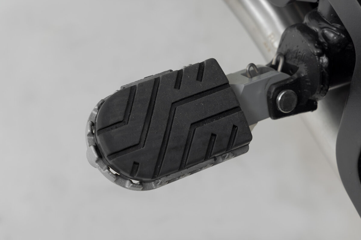 SW-Motech Verstellbare Fußrasten ION, Edelstahl, für Royal Enfield Himalayan