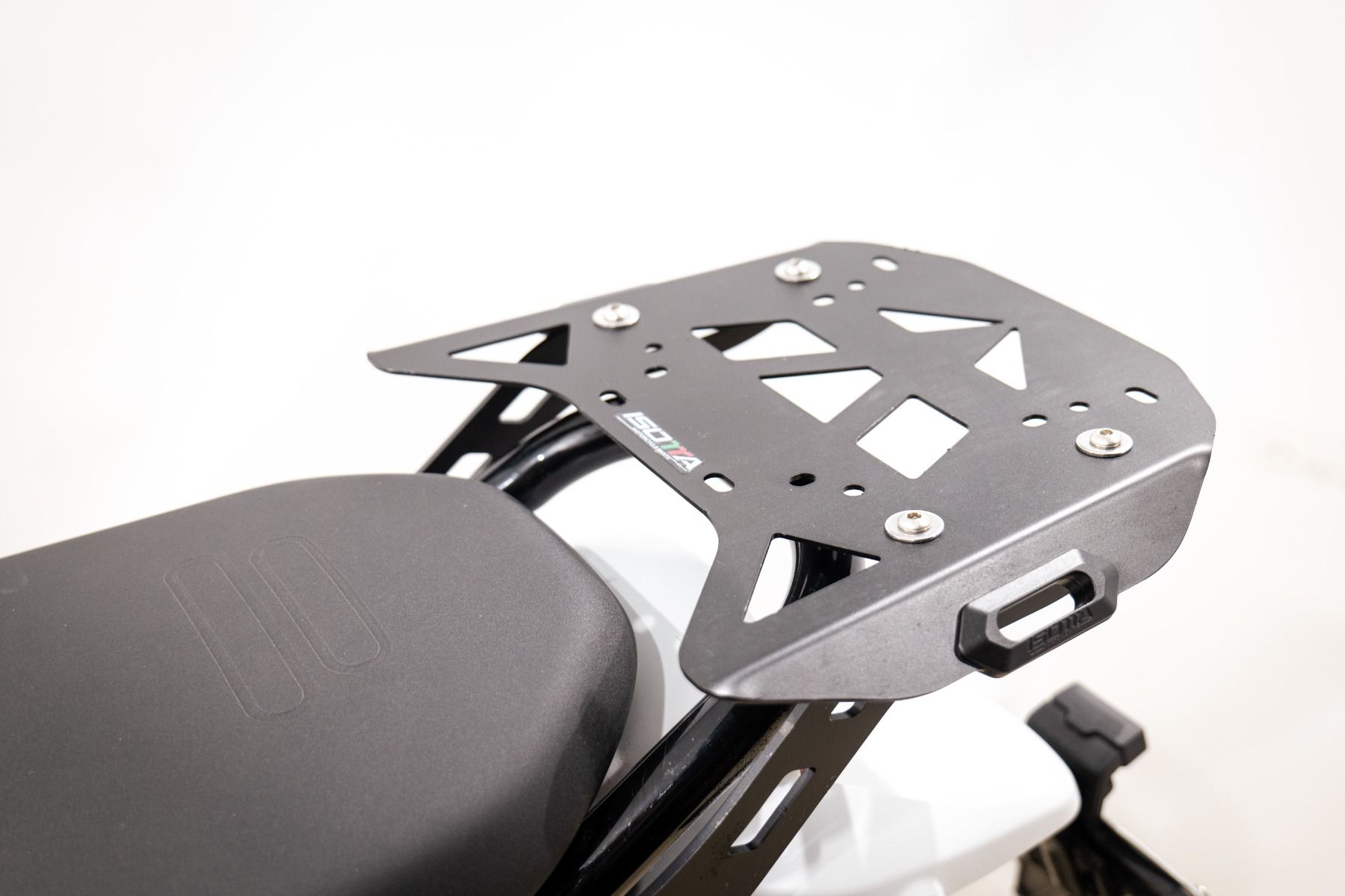 Gepäckträger aus Stahl für Ducati DesertX, schwarz