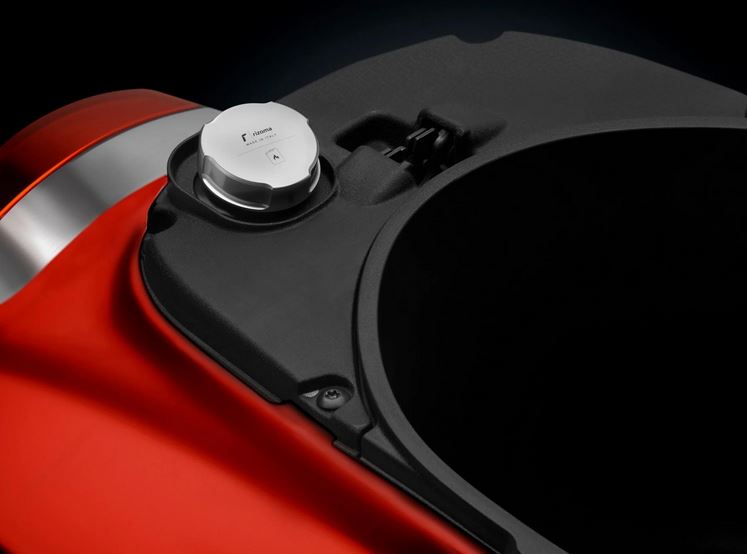 Tankdeckel RIZOMA für Vespa, silber