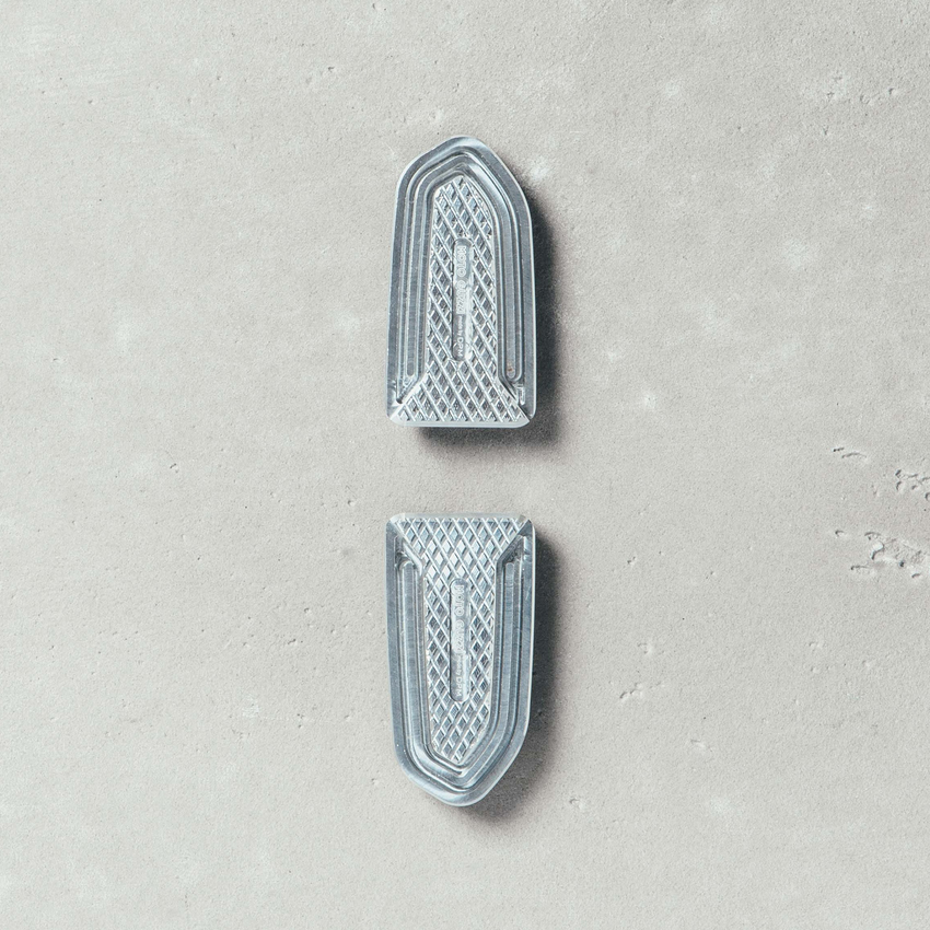 Fußrastenabdeckung, Aluminium, Sozius für Moto Guzzi V7 III/ V9 Roamer / Bobber