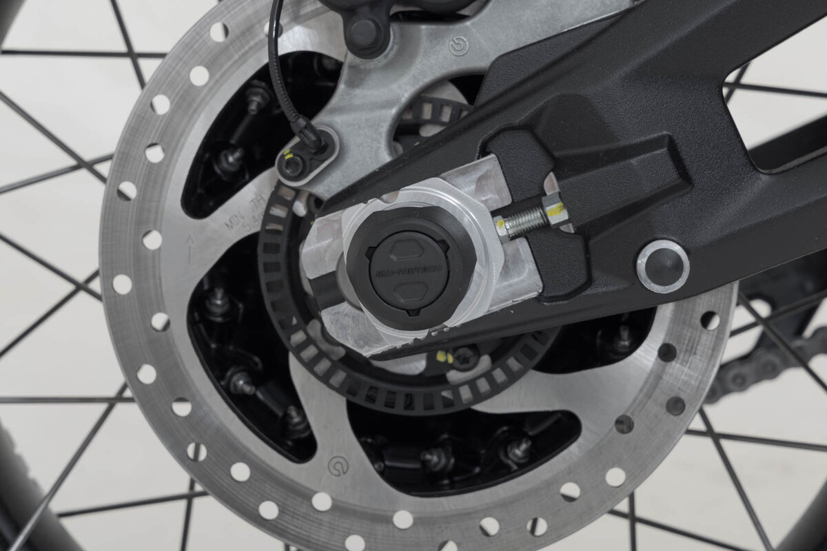 SW-Motech Sturzpad-Kit für Hinterachse schwarz für Ducati Multistrada V2, DesertX