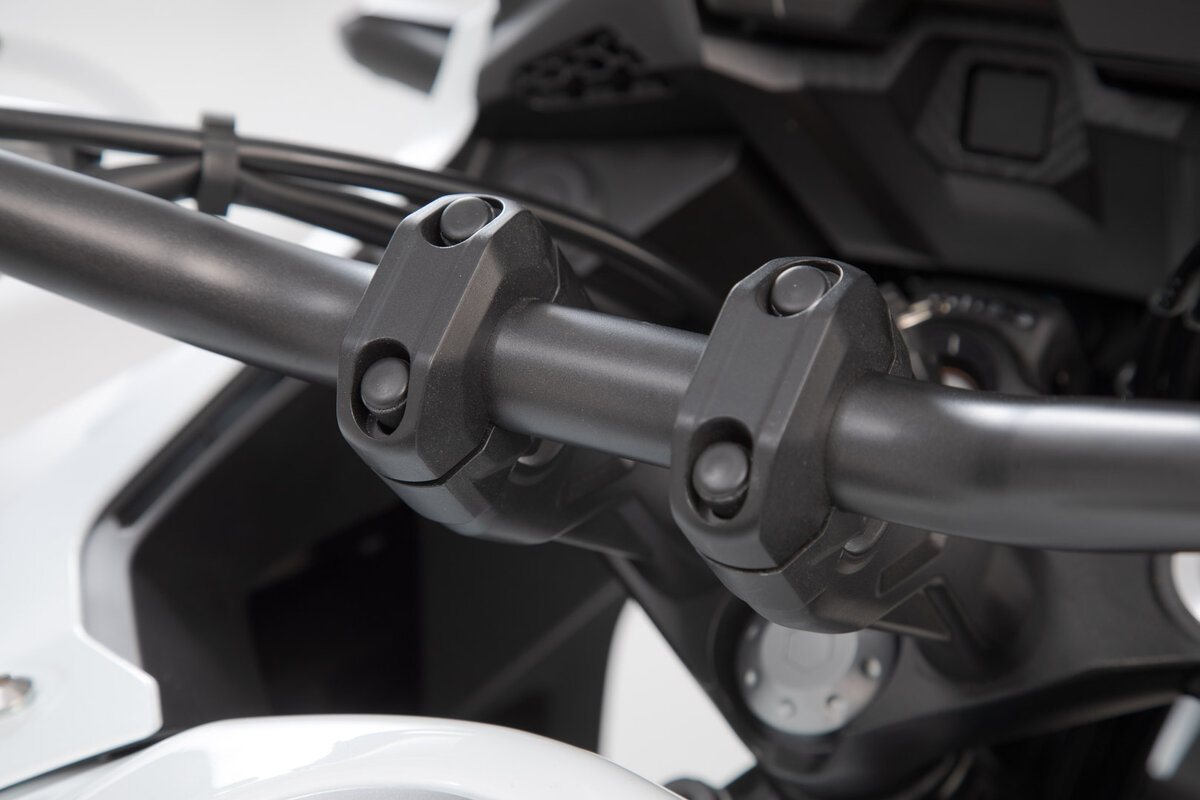 SW-Motech Lenkererhöhung, schwarz für Ø 28 mm Lenker, H=20 mm für KTM 1290 Super Adventure