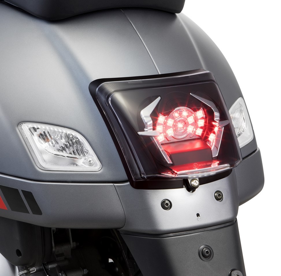 Rücklicht MK II LED  für Vespa GTS/​GTS Super/​GTV/​GT 60 125-300ccm (-'13), klar