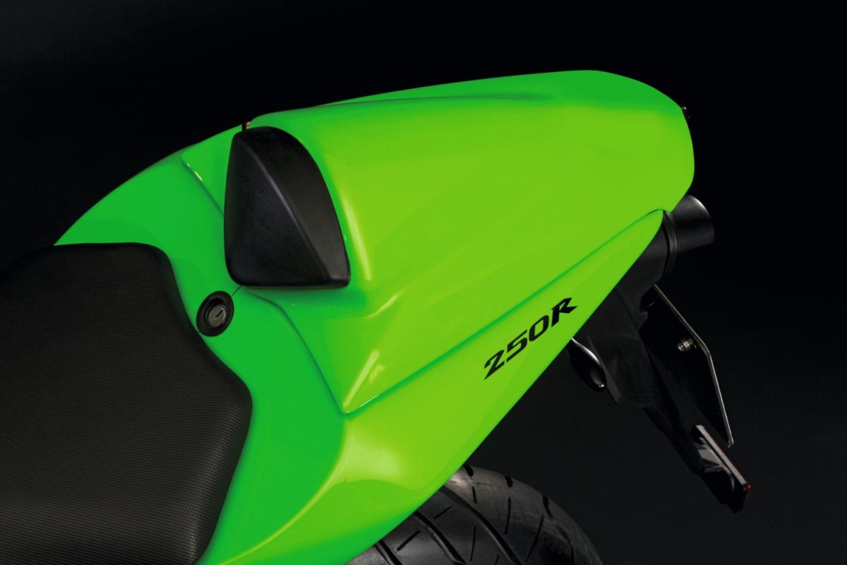 Höckerabdeckung Lime Green Ninja250R 2012 Original Kawasaki