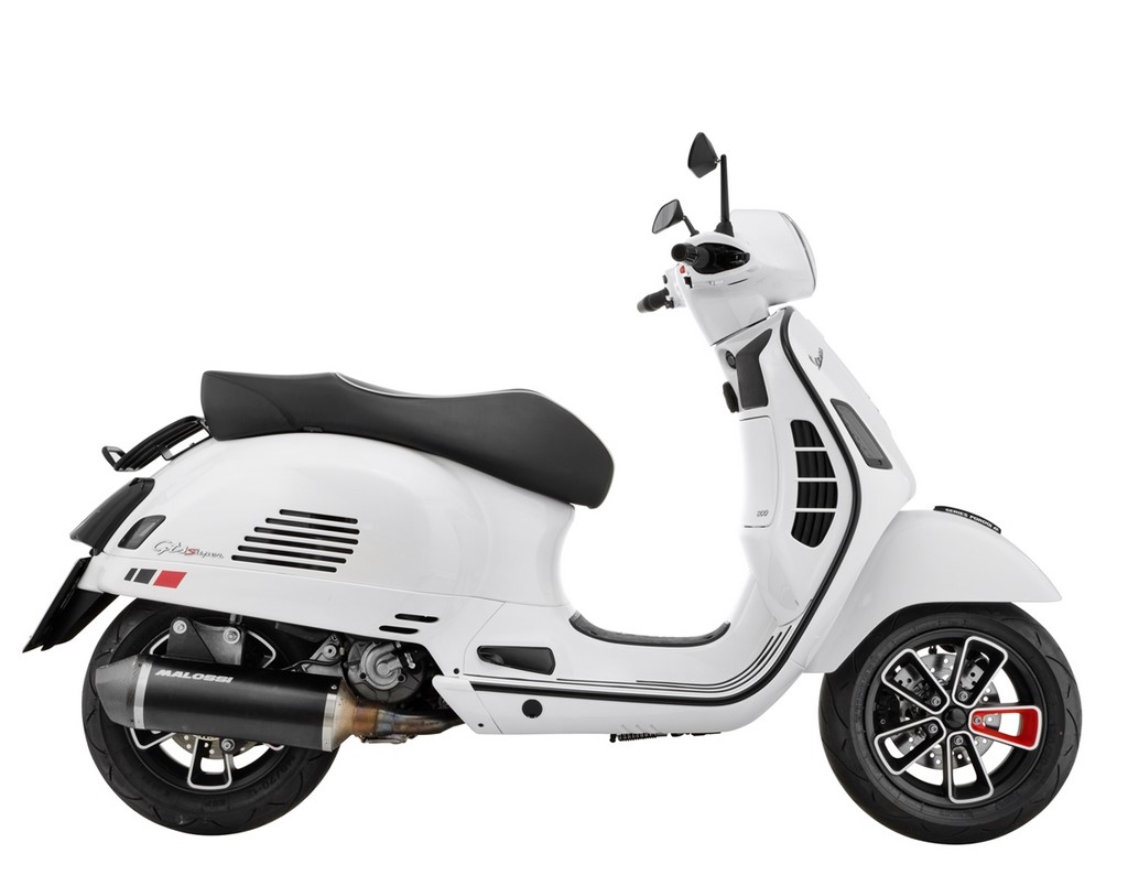 Rahmen Rücklicht für Vespa GTS/​GTS Super HPE 125/​300 ('19-), schwarz glänzend