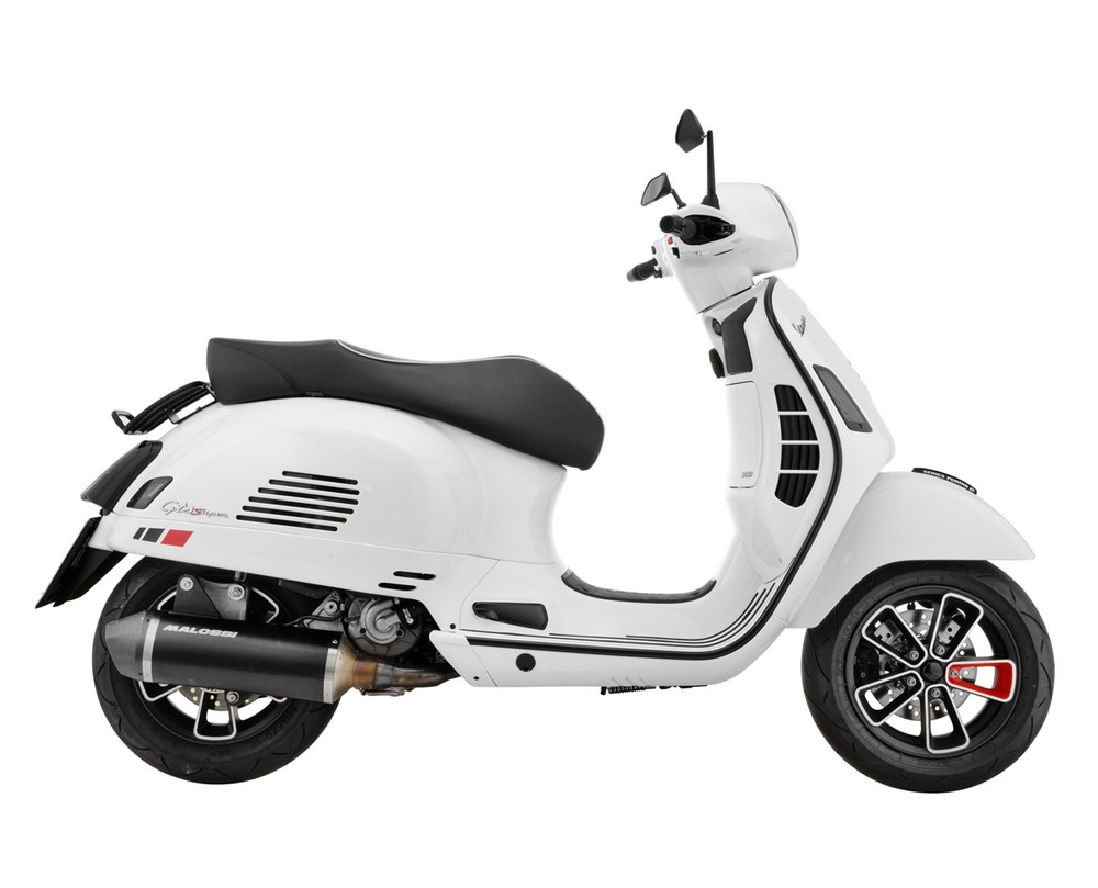 Monoschlitzrohr Beinschild, links für Vespa GTS/​GTS Super/​GTV/​GT 125-300ccm (- '19), schwarz matt