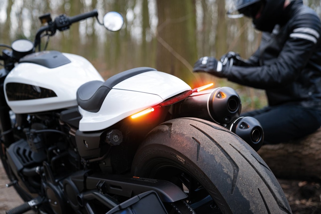 Kellermann Blinker, Rück- und Bremslicht, Jetstream DF, Stahl, LED - Sequentiell, HL/HR, 12 V