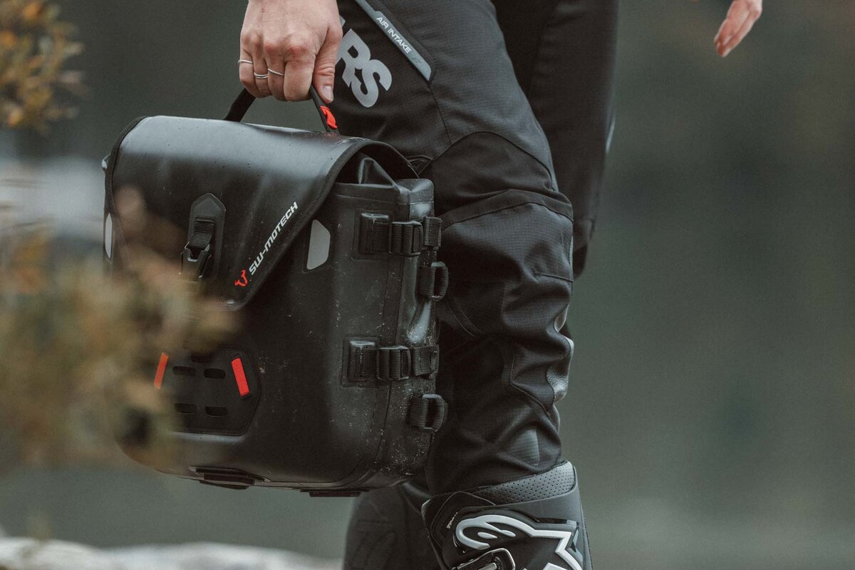 SW-Motech SysBag WP S mit Adapterplatte für SLC Seitenträger links