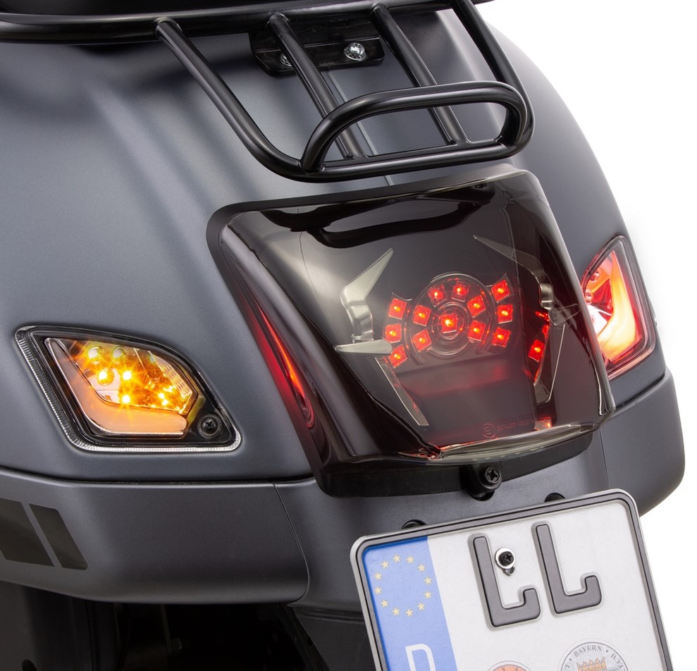 Blinker Kit hinten links/rechts für Vespa GTS/​GTS Super/​GTV 125-300ccm ('14-), klar