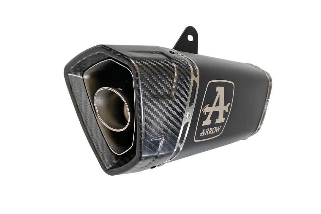 ARROW PISTA DARK Slip-On Titan für Honda CB 750 Hornet (23-)