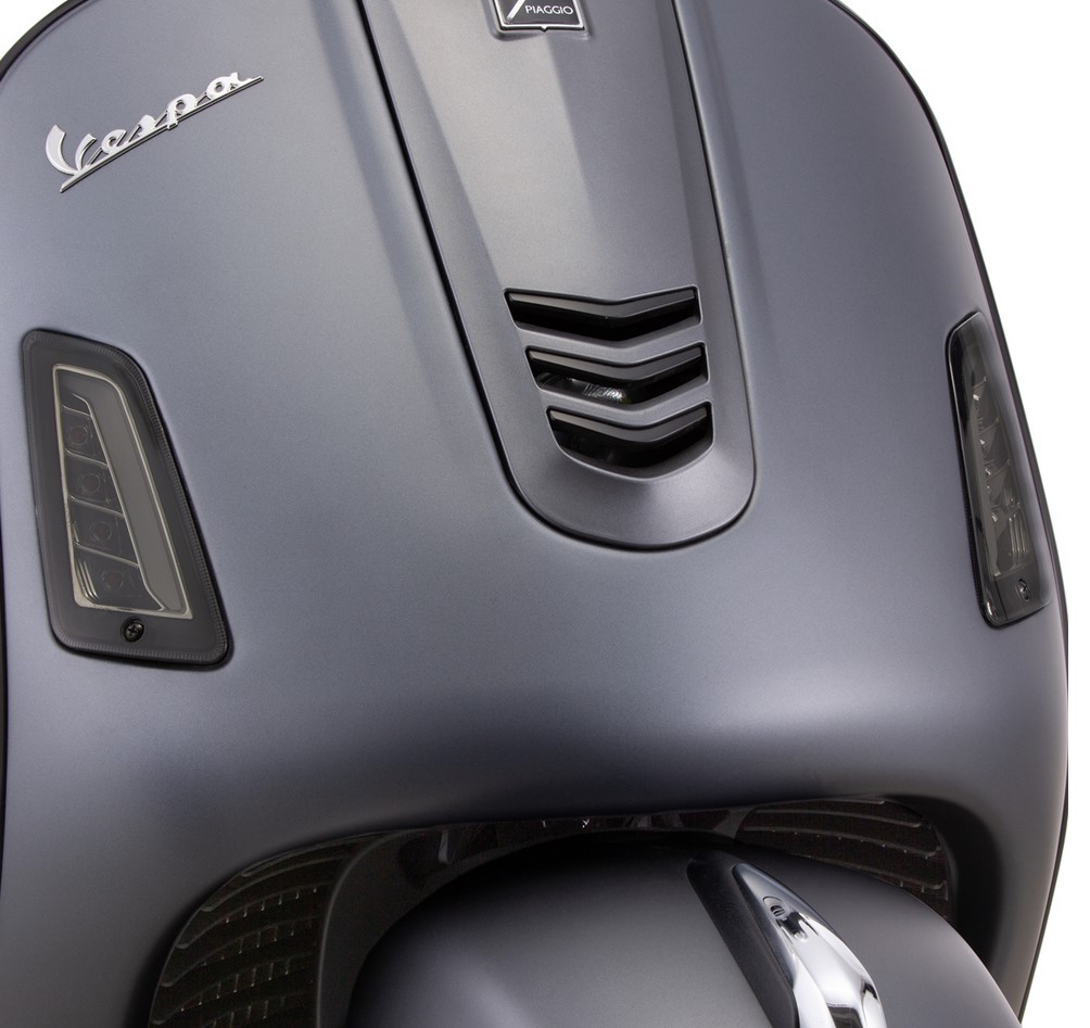 Blinker Kit vorne & hinten für Vespa GTS/​GTS Super/​GTV/​GT 60/​GT/​GT L ('03-'13), getönt