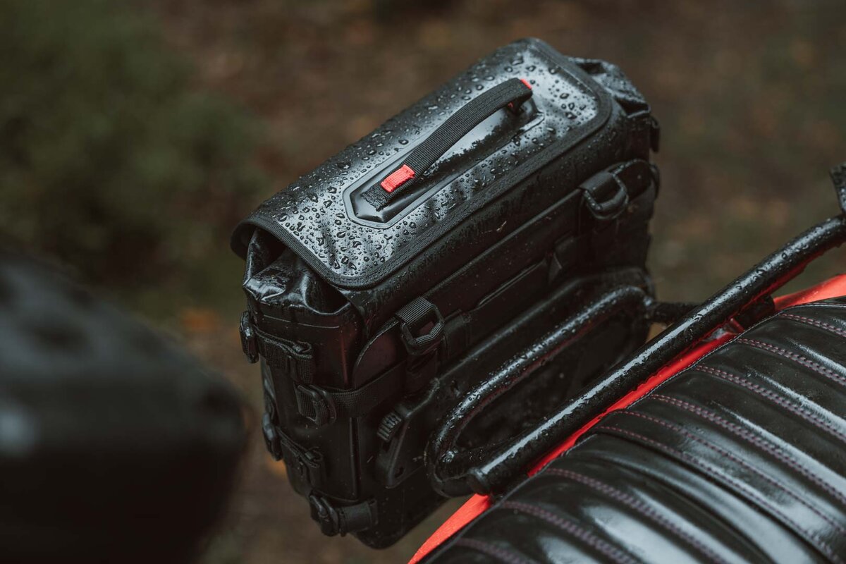 SW-Motech SysBag WP M mit Adapterplatte für SLC Seitenträger links