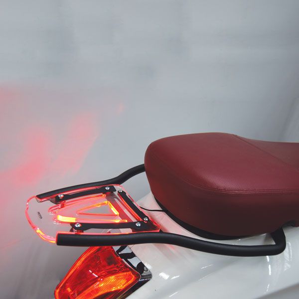 Gepäckträger transparent für Vespa Sprint und Vespa Primavera - Isotta