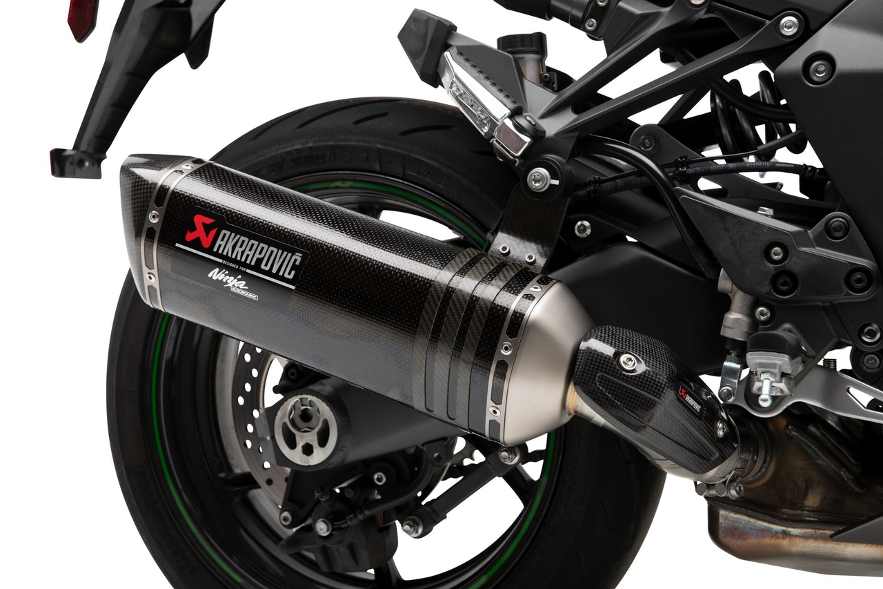 Akrapovič Carbon Sportauspuff für Kawasaki Ninja 1000 SX (20-24)