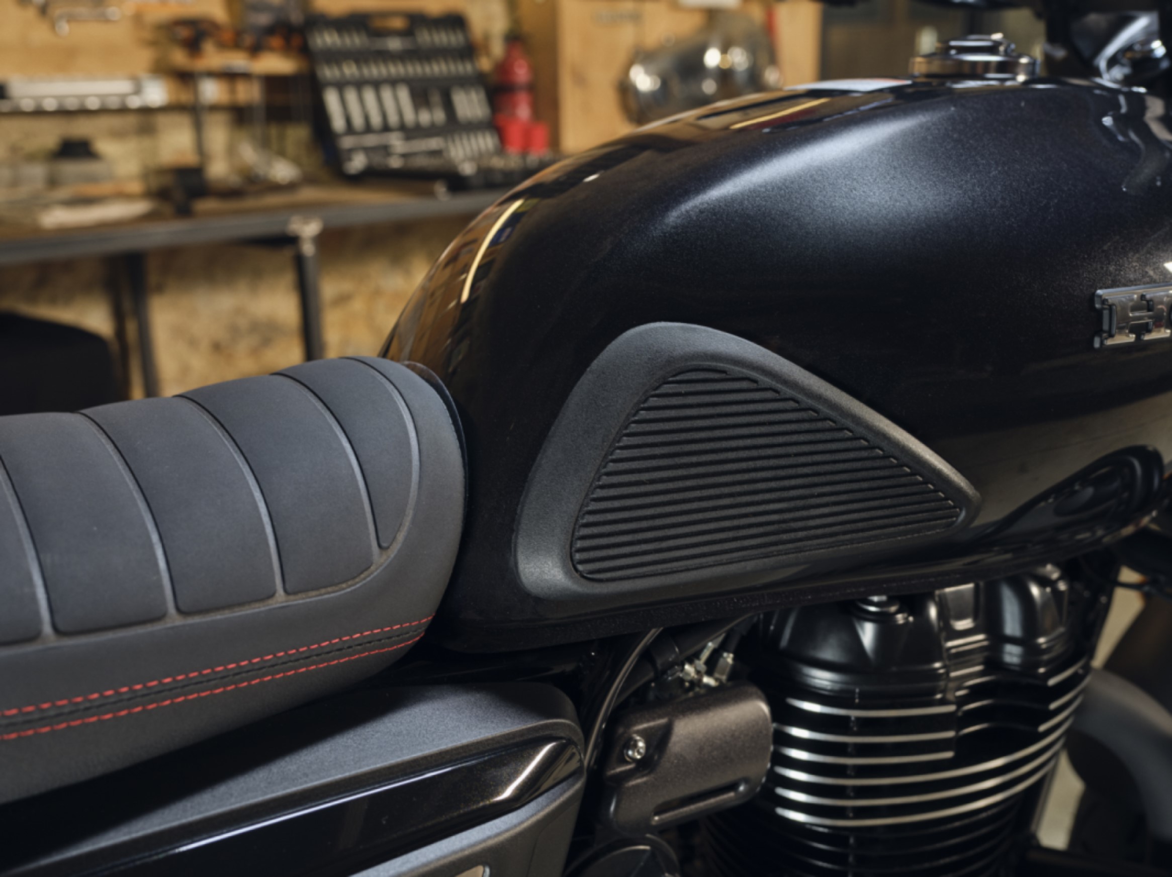 Seitliche Tankprotektoren für Honda GB 350 S (25-) Original