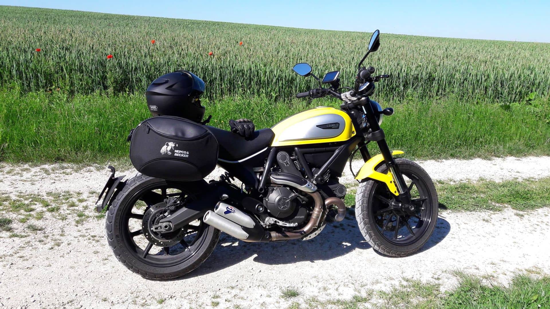 C-Bow Seitenträger schwarz für Ducati Scrambler 400 Sixty2 (16-20) Hepco & Becker