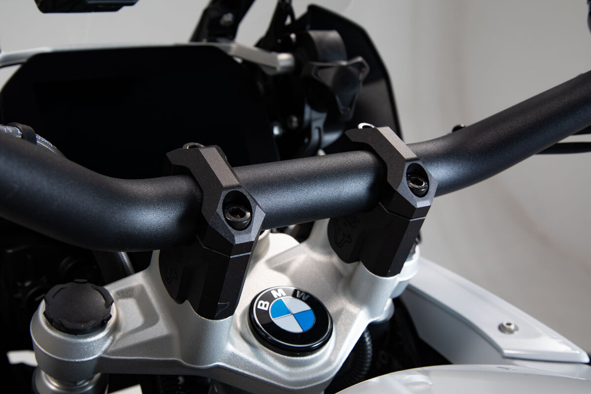 SW-Motech Lenkererhöhung, schwarz für Ø 32 mm Lenker, H=40 mm für BMW R 1200 GS LC