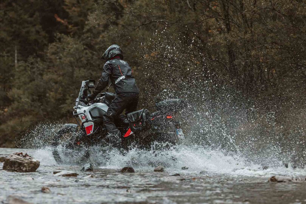 SW-Motech SysBag WP M mit Adapterplatte für SLC Seitenträger links