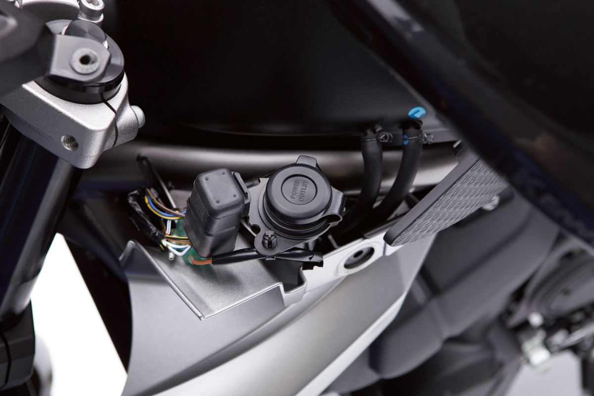 12 V Steckdose Versys650 2014 Original Kawasaki