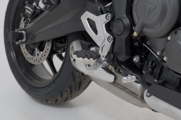 SW-Motech Verstellbare Fußrasten EVO, Edelstahl, für Triumph Tiger 660 Sport
