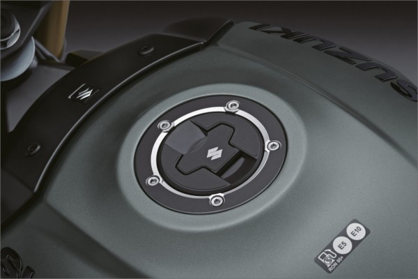 Tankdeckelschutz für Suzuki GSX-8T (25-) Original