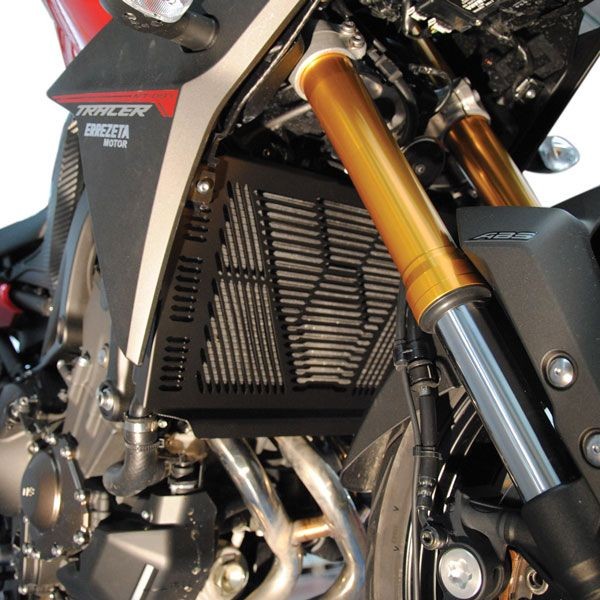 Kühlerschutz schwarz für Yamaha Tracer 900 (15-17)