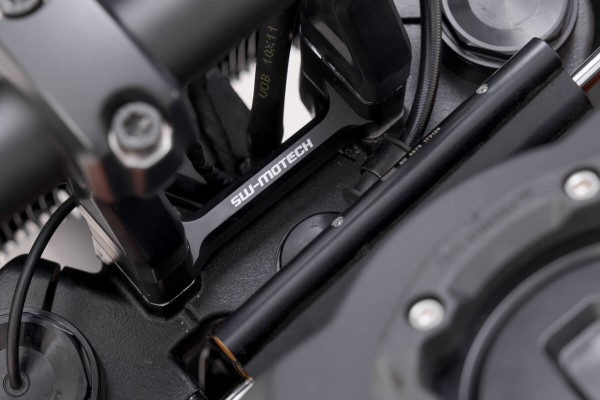 SW-Motech Lenkererhöhung, schwarz für Ø 32 mm Lenker, H=30 mm für Harley Davidson Pan America
