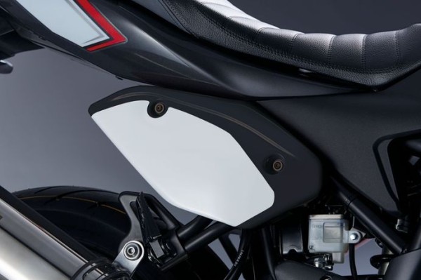 Nummerntafel (weiß/schwarz) für Suzuki SV650 BJ. 2016-2017