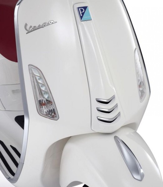 Zierstück 2. Serie, mitte, Vespa Primavera/Sprint