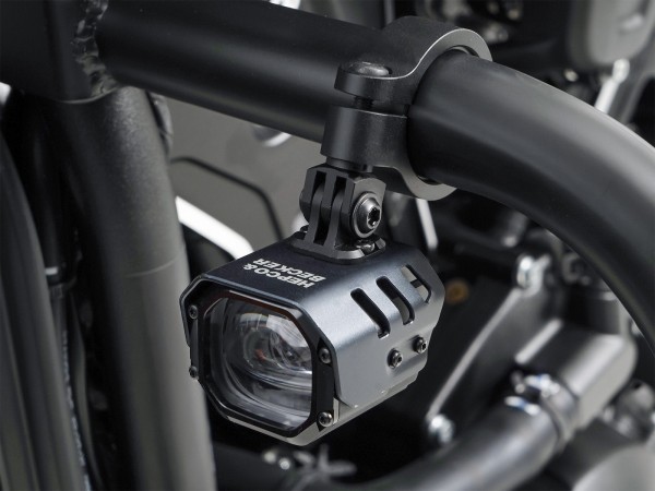 LED Zusatzscheinwerfer Nova inkl. Universalbefestigung für Röhre Ø25-32mm Hepco & Becker